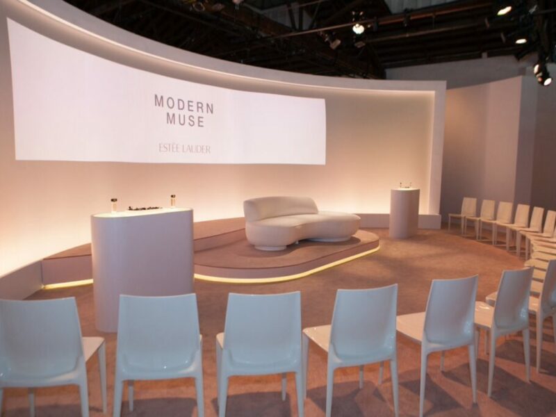 EL Modern Muse